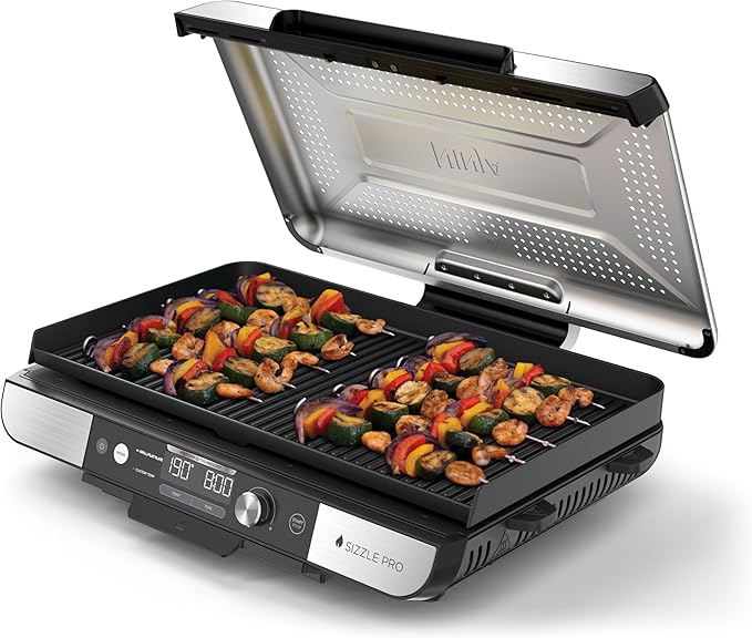 Ninja Sizzle Pro XL Indoor contact grill, met grillplaat en vlakke bovenplaat met keramische antiaanbaklaag, afneembaar deksel, vetopvangbak en receptenboekje, zilver/zwart GX101EU